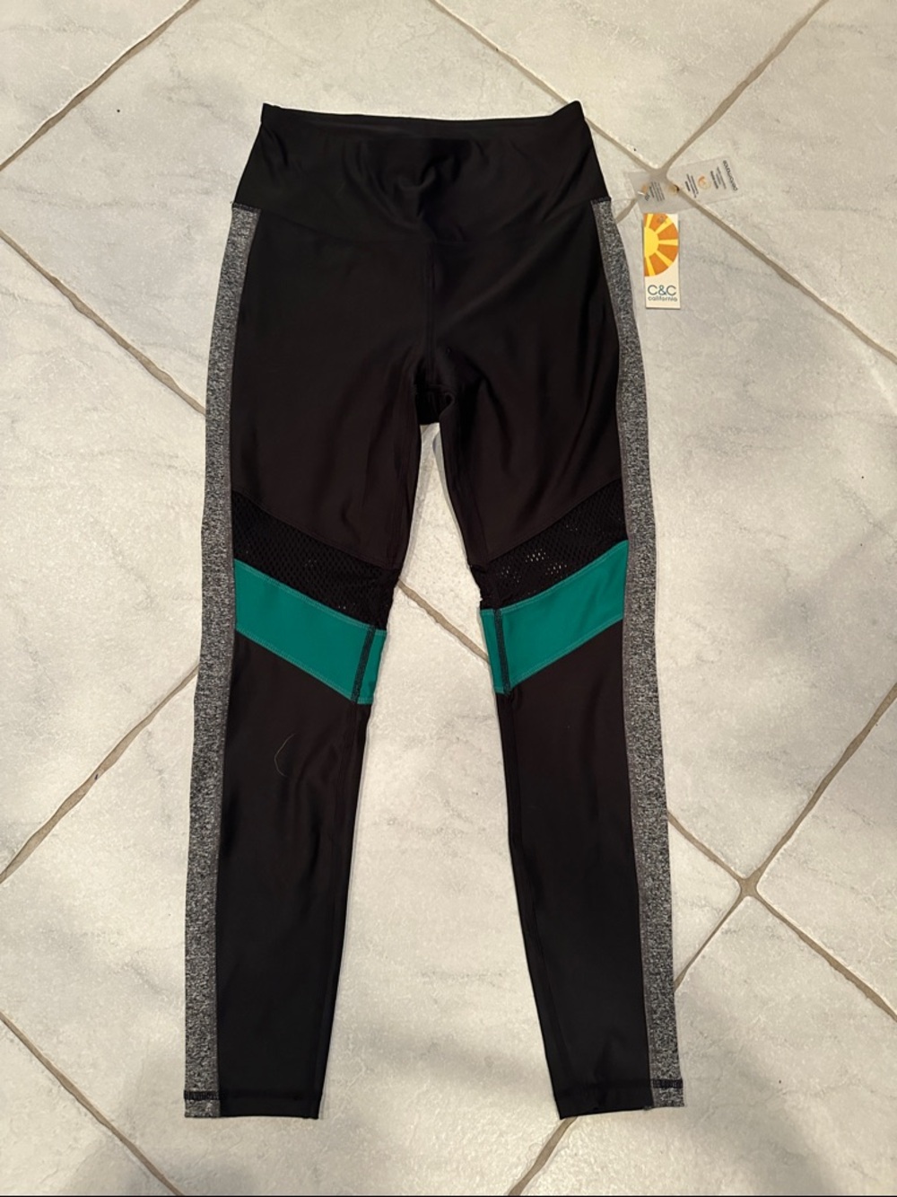 C&C California Black Leggings with Green and Gray Panels Size Sm Gym Workout NWT